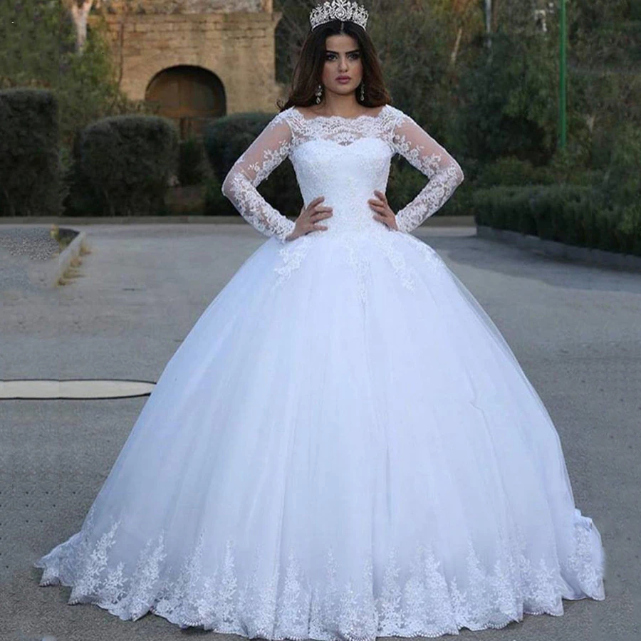 Выбираем свадебное платье для «пышных» невест