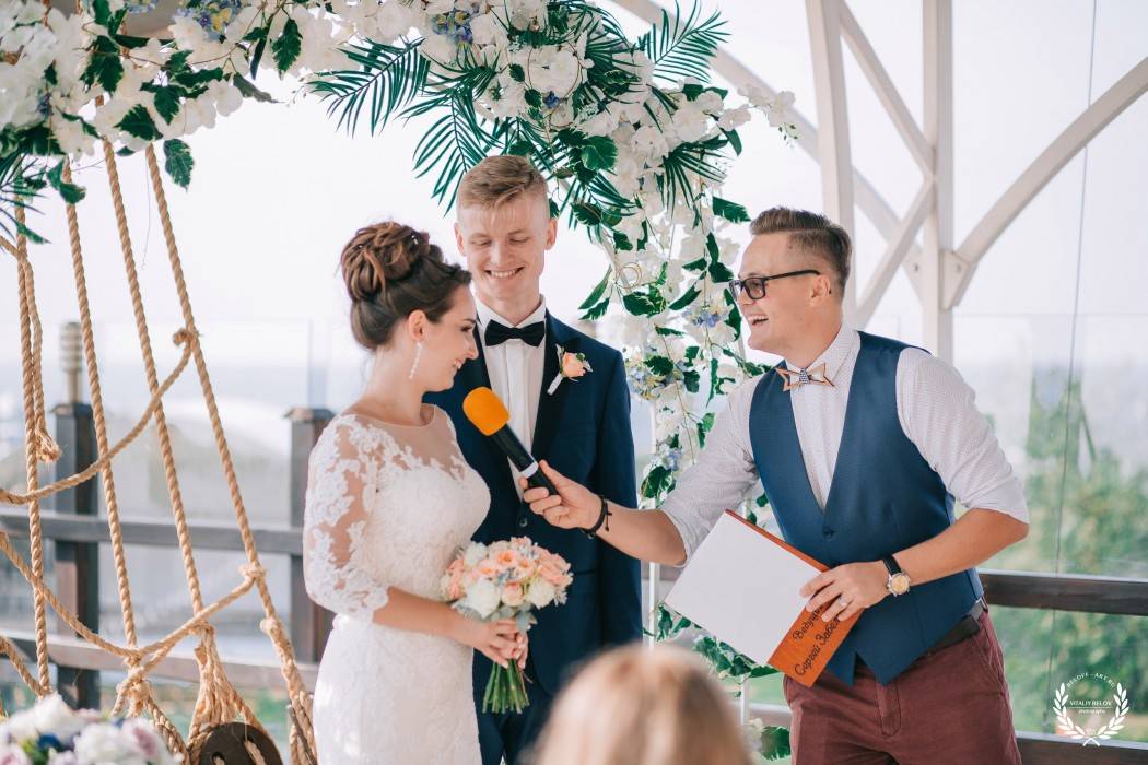 8 мифов о свадебных ведущих